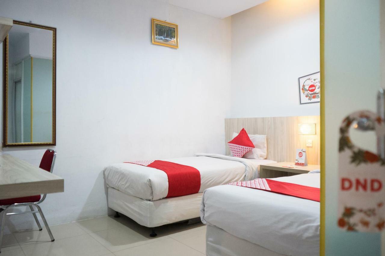 Oyo 1253 Hotel Wisata Jambi Extérieur photo